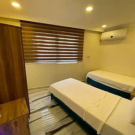 Garden Butik & Akbuek 4*